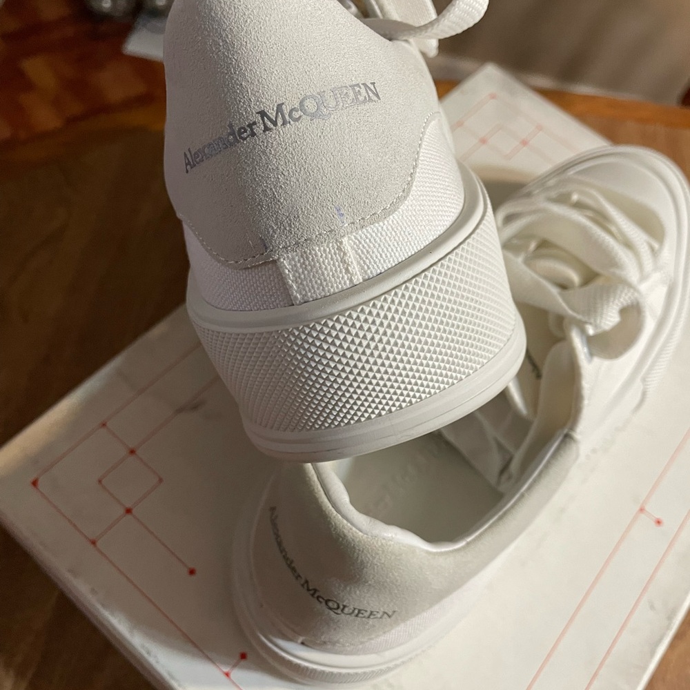 Alexander McQueen White Men's Sneakers - Picture 10 of 16
